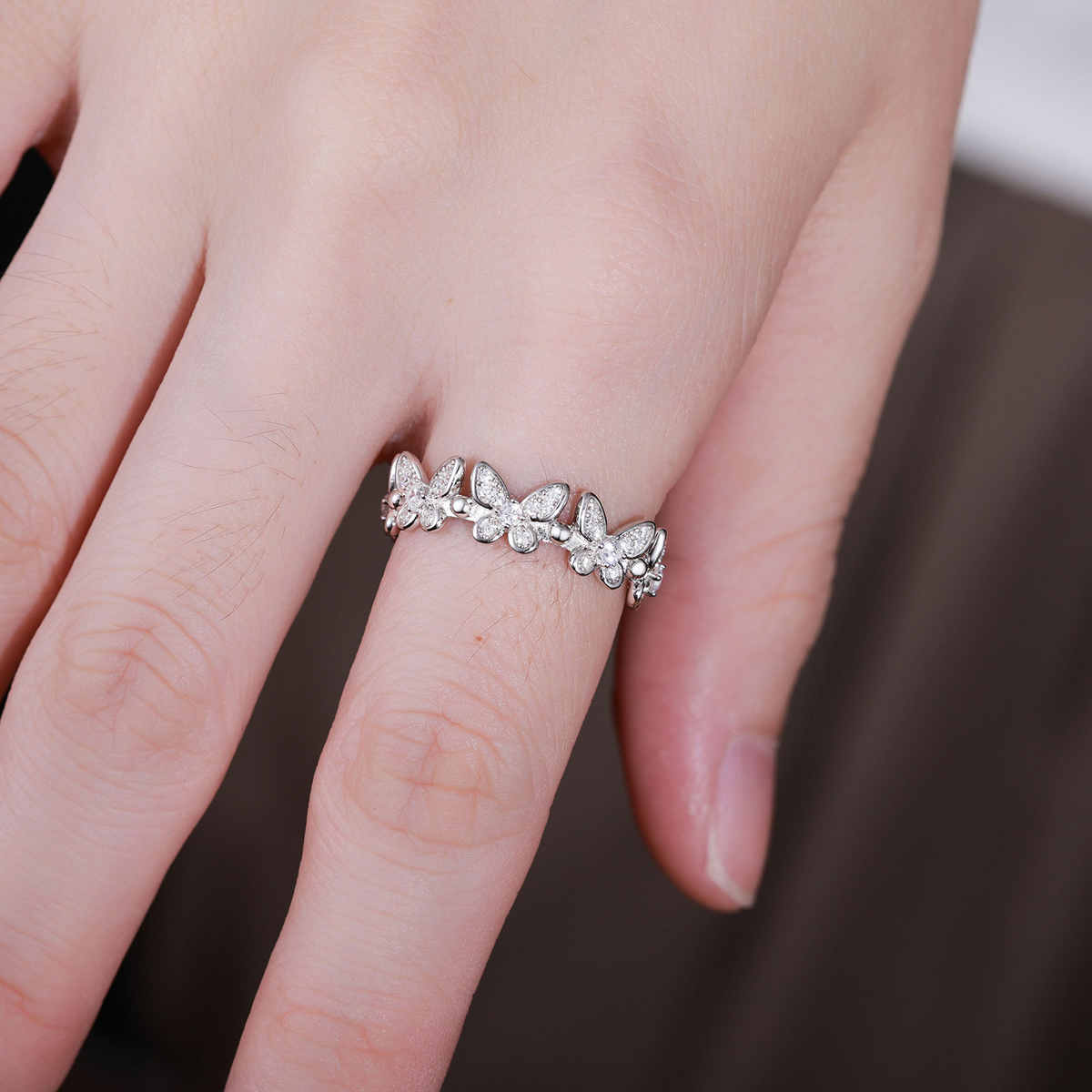 ANILLO ABIERTO DE MARIPOSA CON MOISSANITA VVS - PLATA 925 - ORO BLANCO - Bling del Barrio