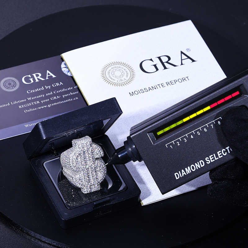 ANILLO CON SÍMBOLO DE DINERO EN MOISSANITA VVS - PLATA 925 - ORO BLANCO - Bling del Barrio