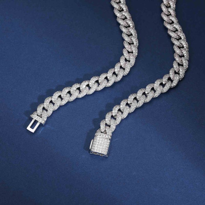 CADENA DE ESLABONES CUBANOS BURBUJA EN MOISSANITA VVS 8mm - ORO BLANCO - PLATA S925 - Bling del Barrio