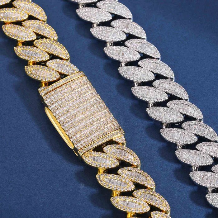 CADENA DE ESLABONES CUBANOS EN HOJA BAGUETTE DE MOISSANITA VVS 20mm - ORO BLANCO - PLATA 925 - Bling del Barrio