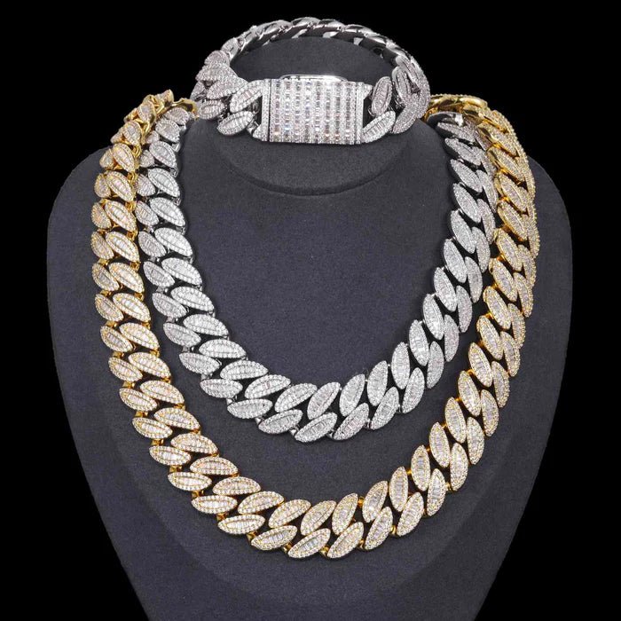 CADENA DE ESLABONES CUBANOS EN HOJA BAGUETTE DE MOISSANITA VVS 20mm - ORO BLANCO - PLATA 925 - Bling del Barrio
