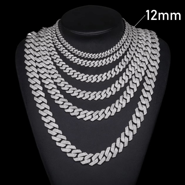 CADENA DE ESLABONES CUBANOS MOISSANITA VVS 8 - 25mm - ORO BLANCO - PLATA 925 - Bling del Barrio