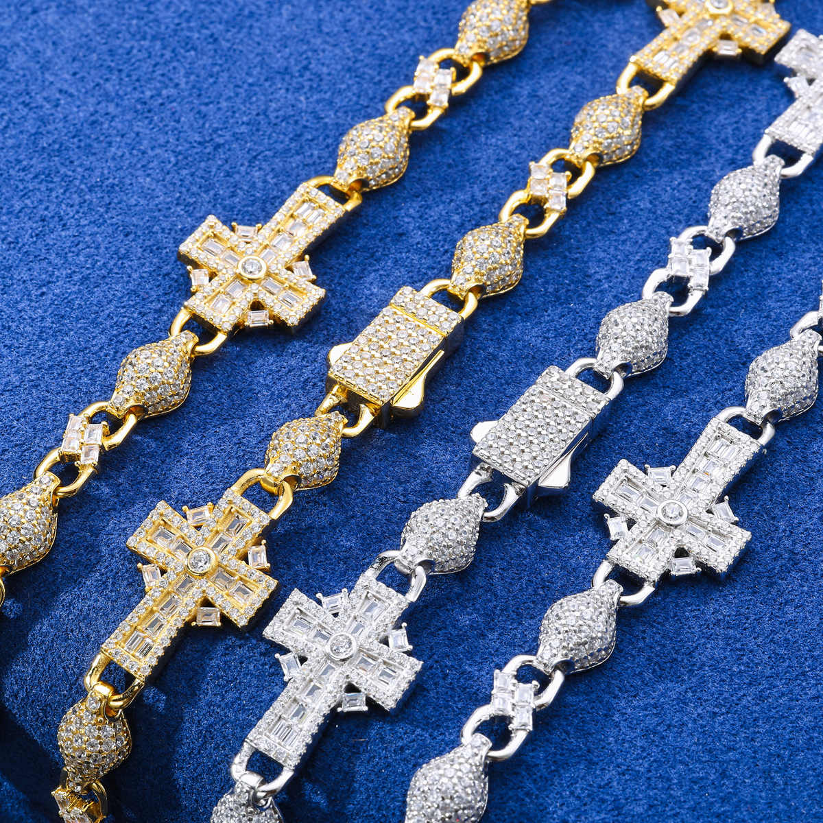 CADENA INFINITO CON CRUZ Y BOLAS MIXTAS CON MOISSANITA VVS - ORO - PLATA 925 - Bling del Barrio