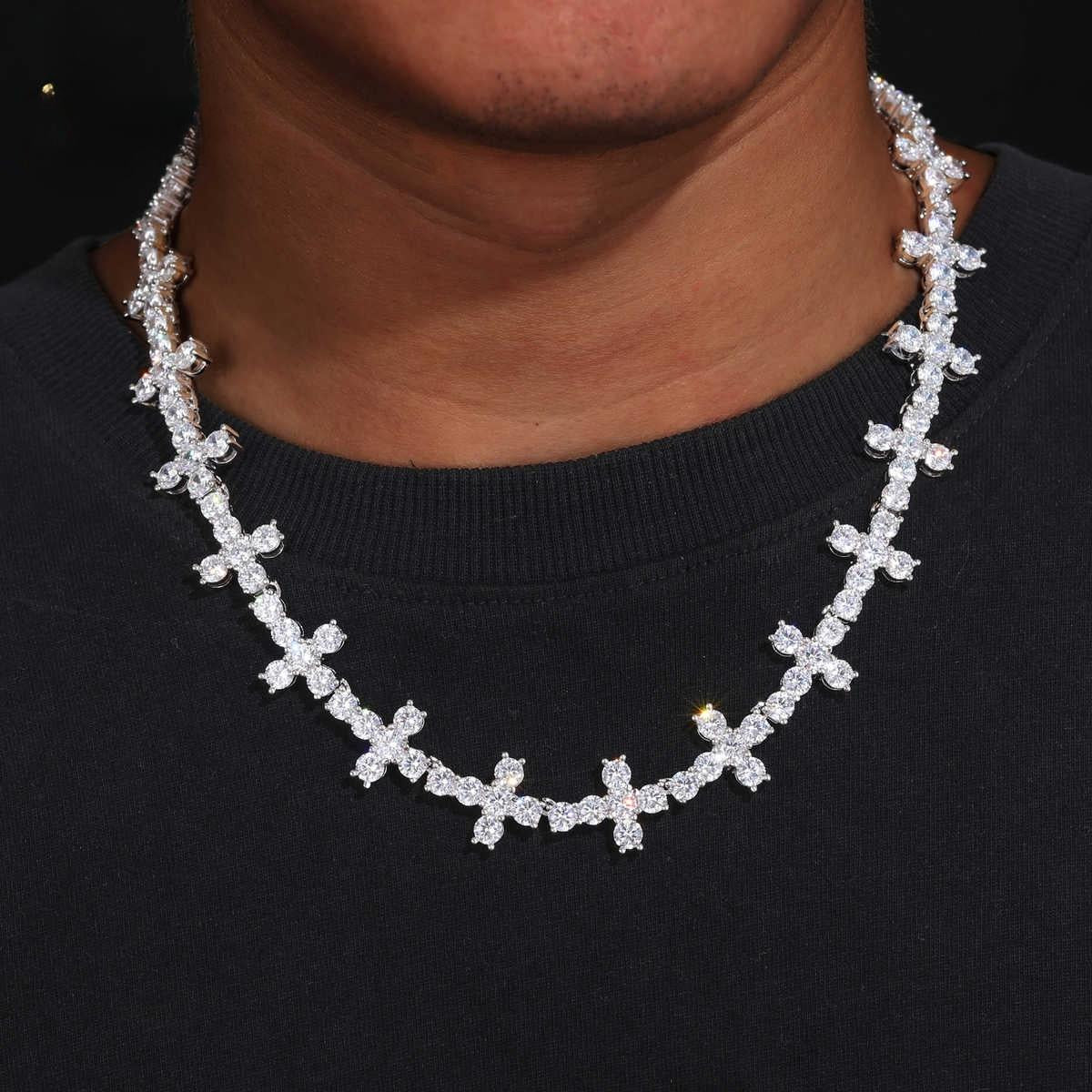 CADENA TENIS DE CRUZ EN MOISSANITA VVS - PLATA 925 - ORO BLANCO - Bling del Barrio