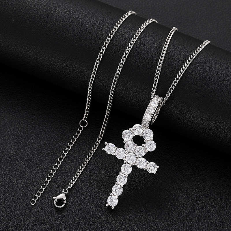 COLGANTE CRUZ DE JESÚS EN MOISSANITA VVS - PLATA 925 - ORO BLANCO - Bling del Barrio