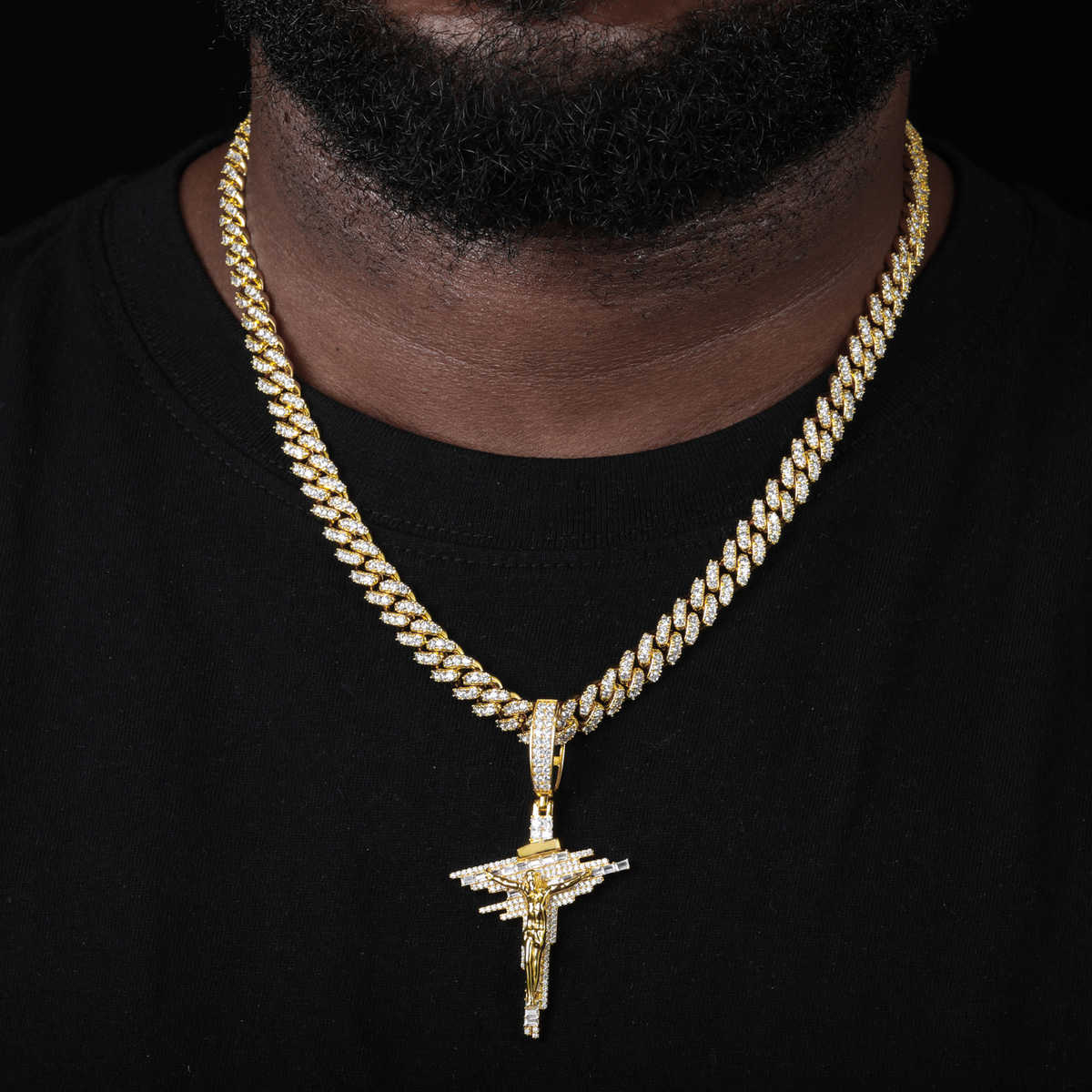 COLGANTE DE CRUCIFIJO JESÚS CON MOISSANITA VVS - ORO BLANCO/ORO - PLATA 925 - Bling del Barrio