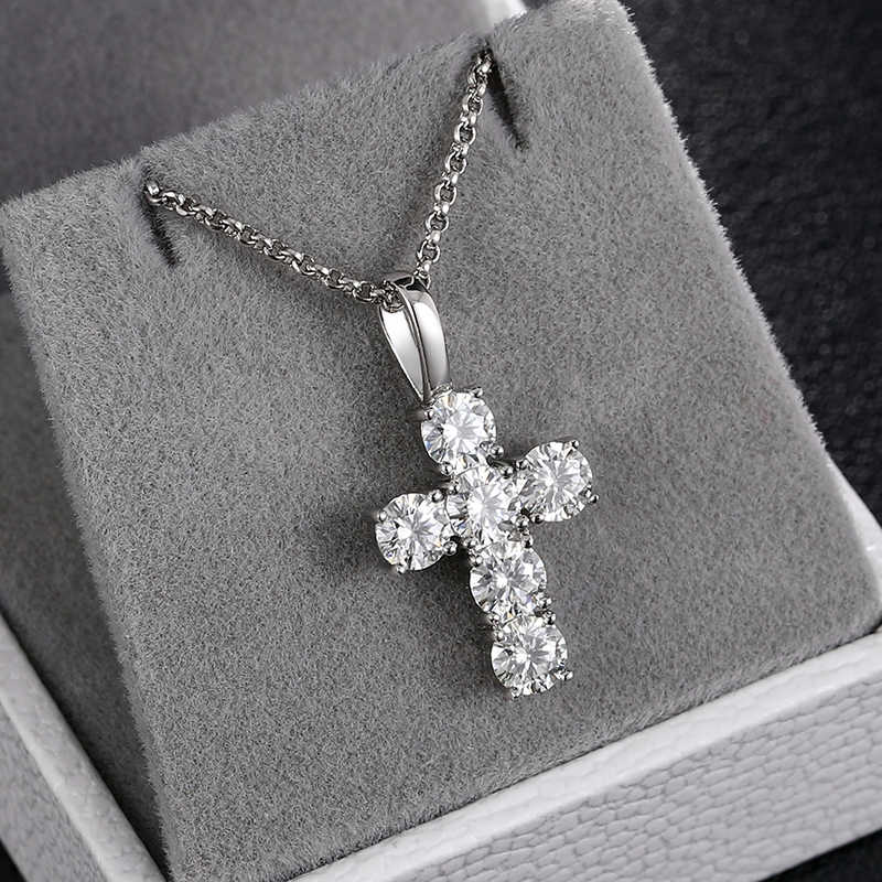 COLGANTE DE CRUZ PIEDRAS MOISSANITA VVS GRANDES - PLATA 925 - ORO BLANCO - Bling del Barrio