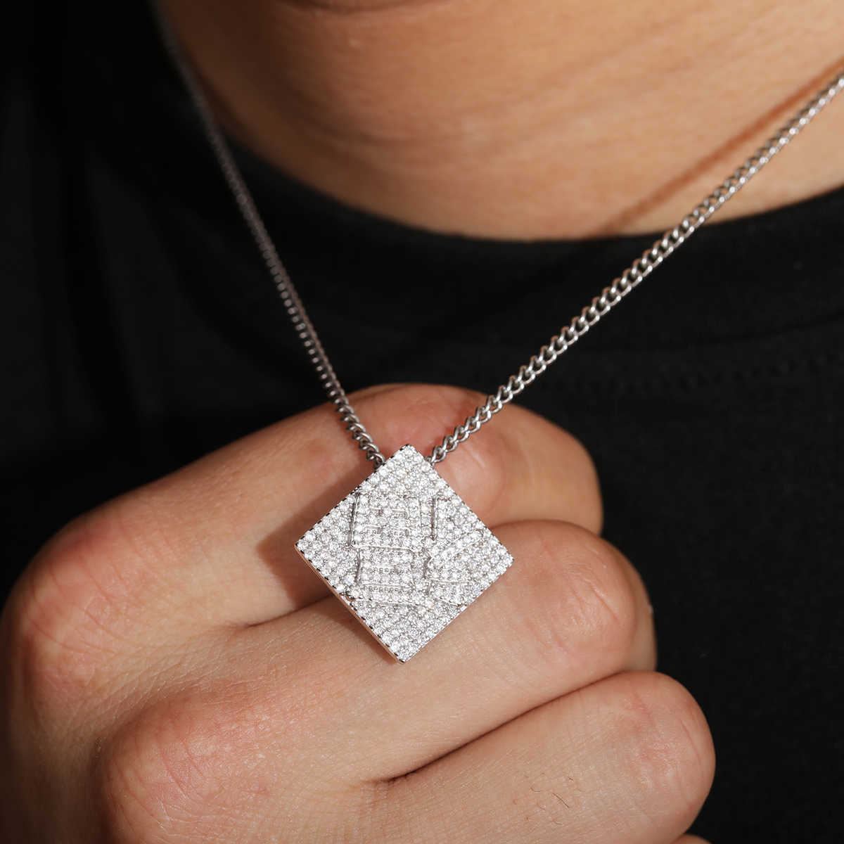 COLGANTE DE FORTUNA FU MOISSANITA VVS - PLATA 925 - ORO BLANCO - Bling del Barrio
