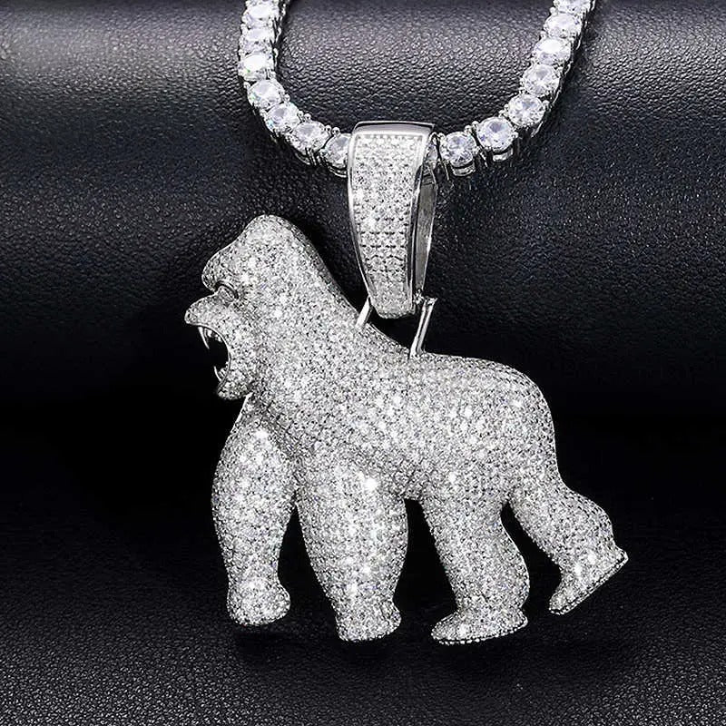 COLGANTE DE GORILA CON MOISSANITA VVS - ORO BLANCO - PLATA 925 - Bling del Barrio