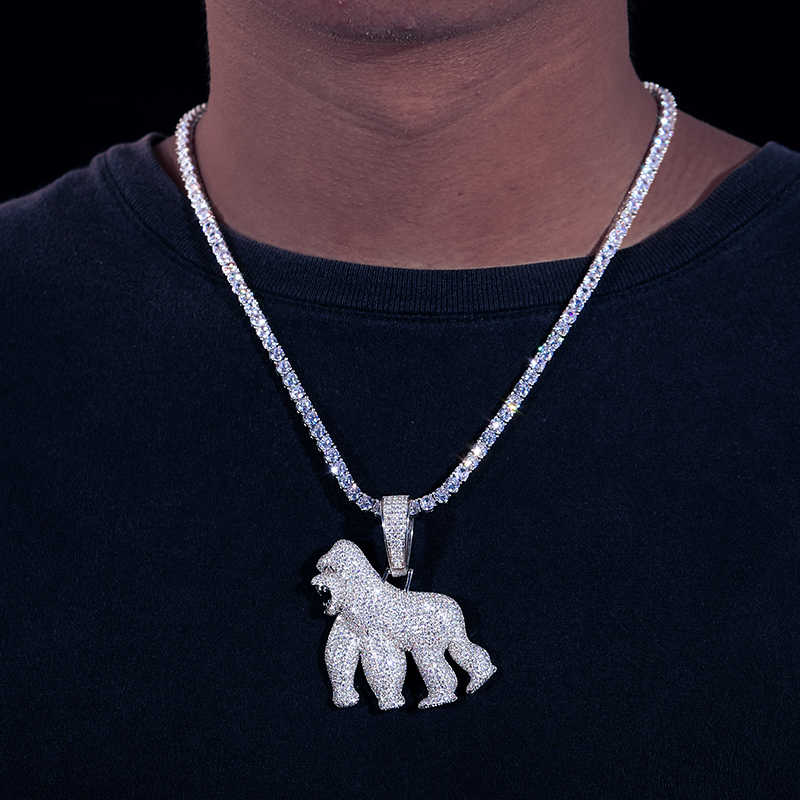 COLGANTE DE GORILA CON MOISSANITA VVS - ORO BLANCO - PLATA 925 - Bling del Barrio