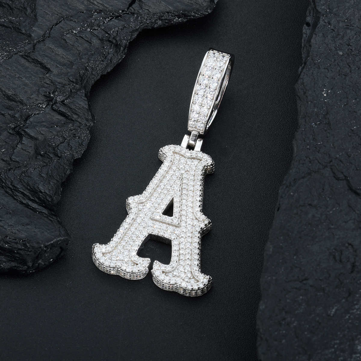 COLGANTE DE LETRA INICIAL A - Z MOISSANITA VVS - PLATA 925 - ORO BLANCO/ORO - Bling del Barrio
