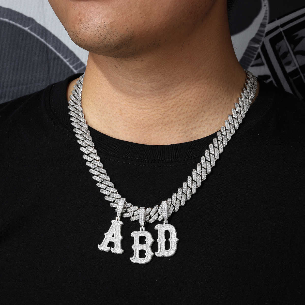 COLGANTE DE LETRA INICIAL A - Z MOISSANITA VVS - PLATA 925 - ORO BLANCO/ORO - Bling del Barrio