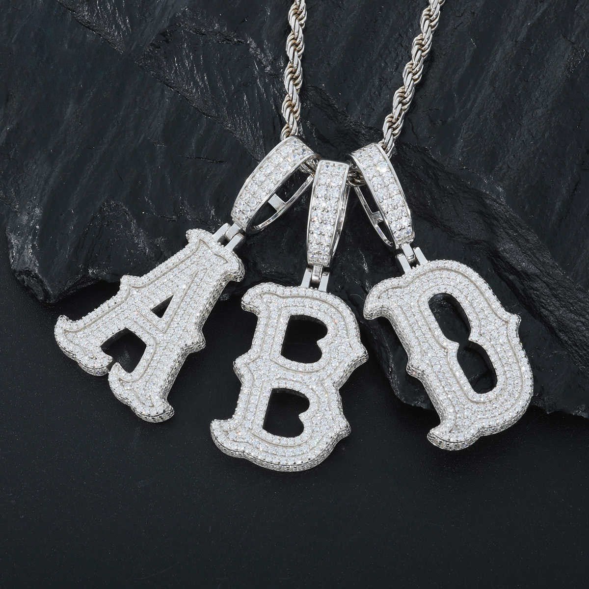 COLGANTE DE LETRA INICIAL A - Z MOISSANITA VVS - PLATA 925 - ORO BLANCO/ORO - Bling del Barrio