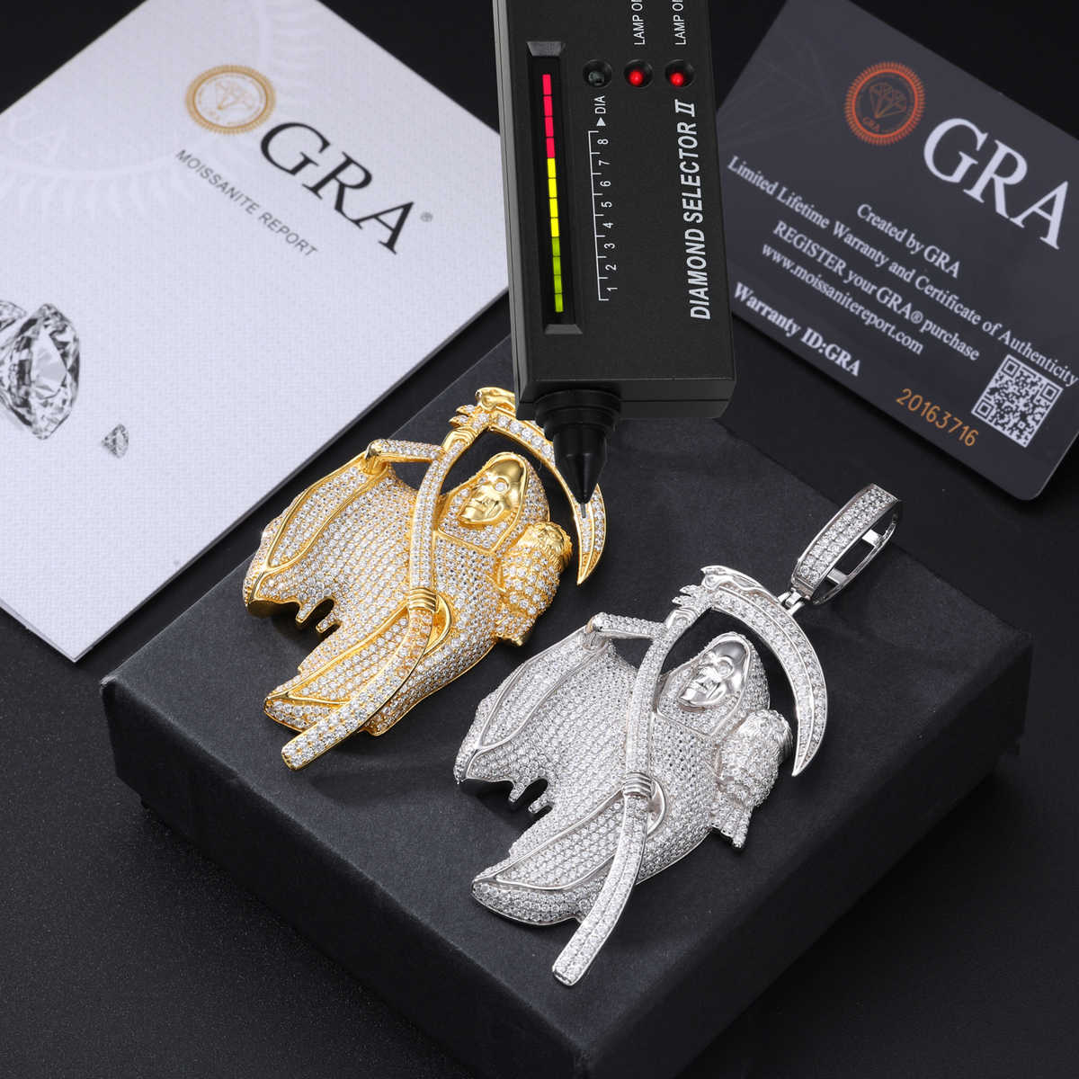 COLGANTE DE MOISSANITA VVS 925 GRIM REAPER - ORO/ORO BLANCO - Bling del Barrio