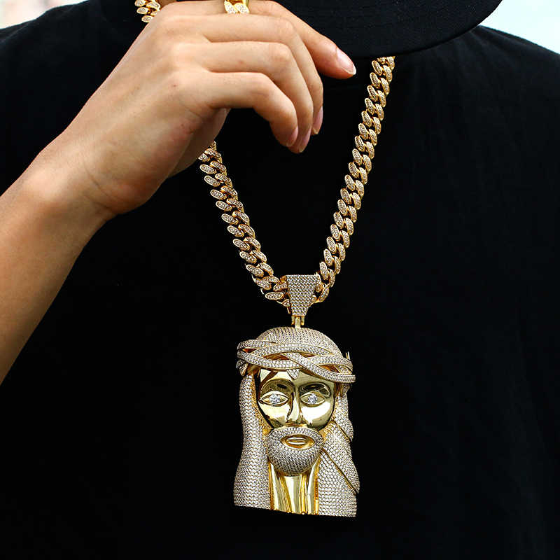 COLGANTE GRANDE DE CABEZA DE JESÚS EN MOISSANITA VVS - PLATA 925 - ORO - Bling del Barrio