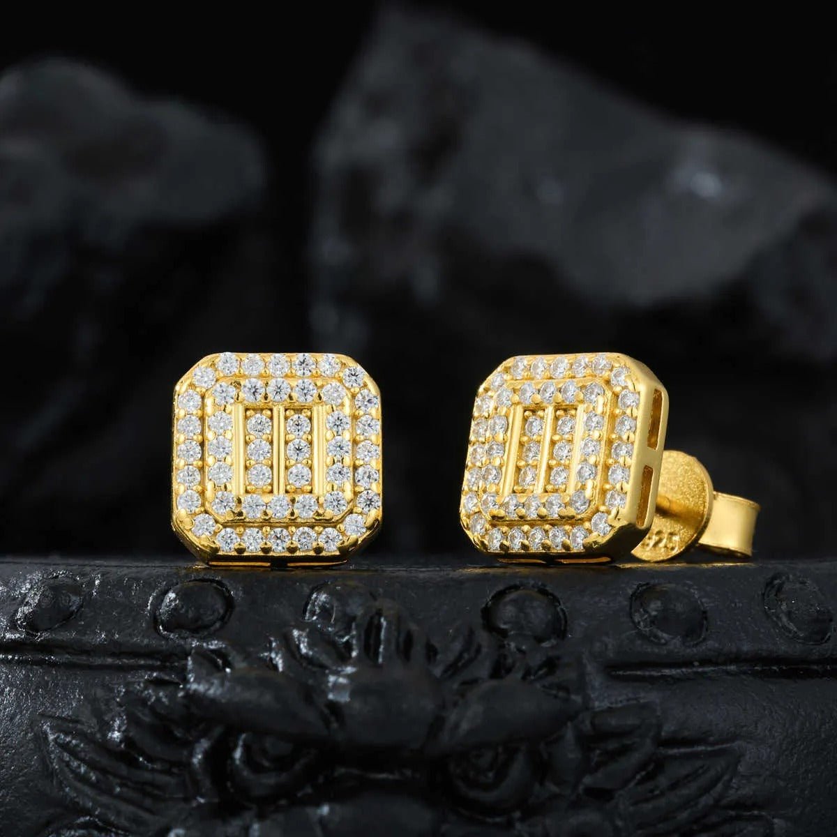 PENDIENTES CUADRADOS DE TUERCA MOISSANITA VVS - PLATA 925 - ORO - Bling del Barrio