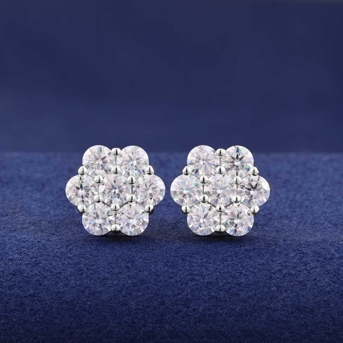 PENDIENTES DE FLOR MOISSANITA VVS DE 5.6 - 13mm - PLATA 925 - ORO BLANCO - Bling del Barrio
