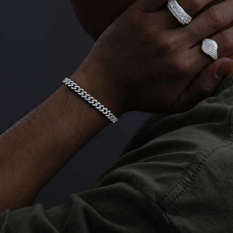 PULSERA DE ESLABONES CUBANOS MOISSANITA VVS DE 6mm - ORO/ORO BLANCO - PLATA 925 - Bling del Barrio